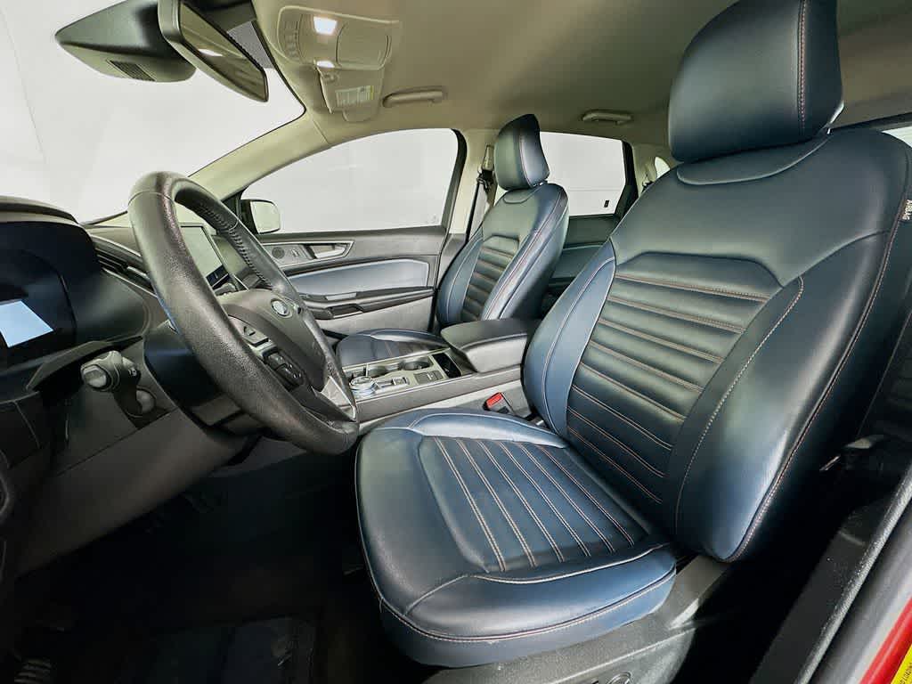 Thumbnail: 2022 Ford Edge - 12