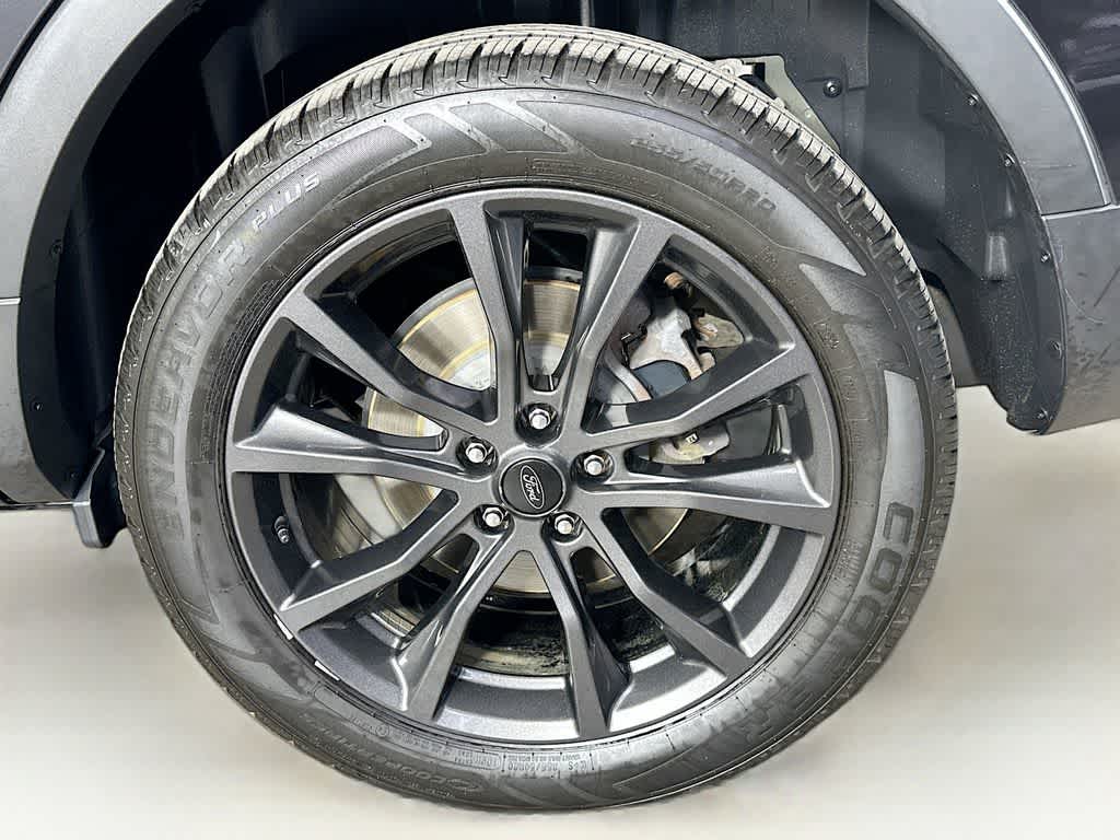 Thumbnail: 2019 Ford Explorer - 8