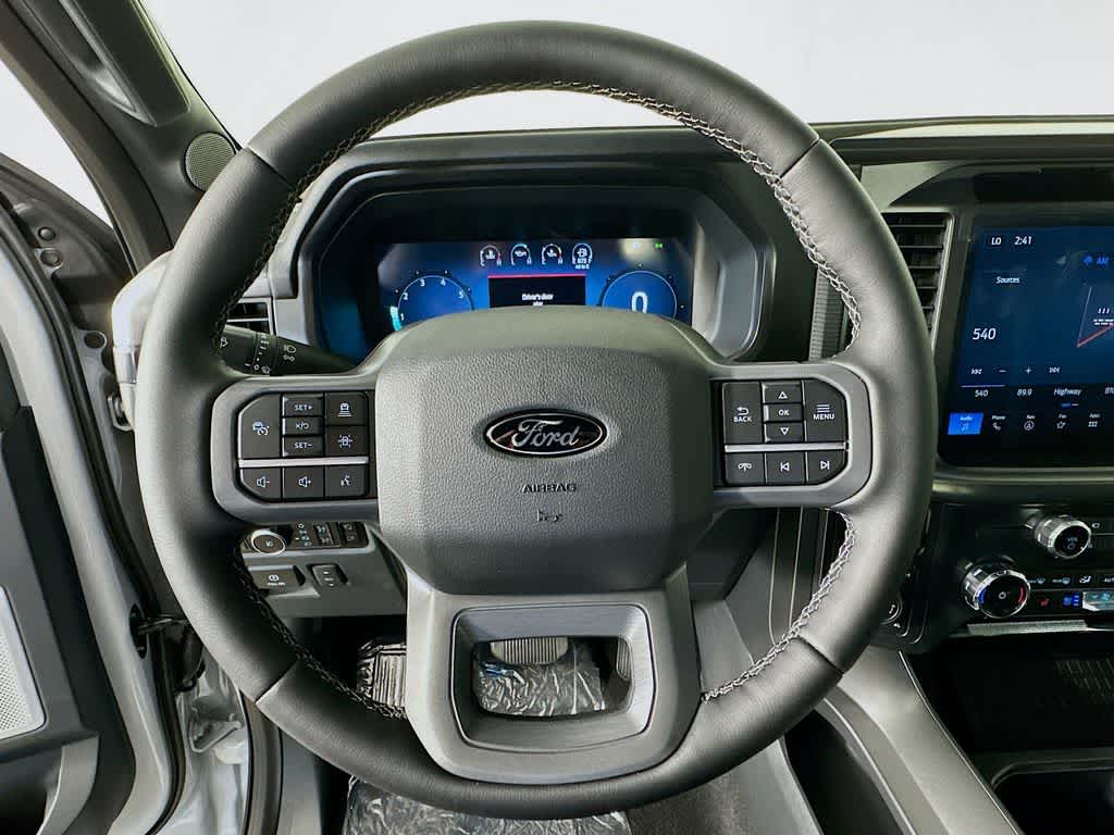 2025 Ford F-150 Lariat 16