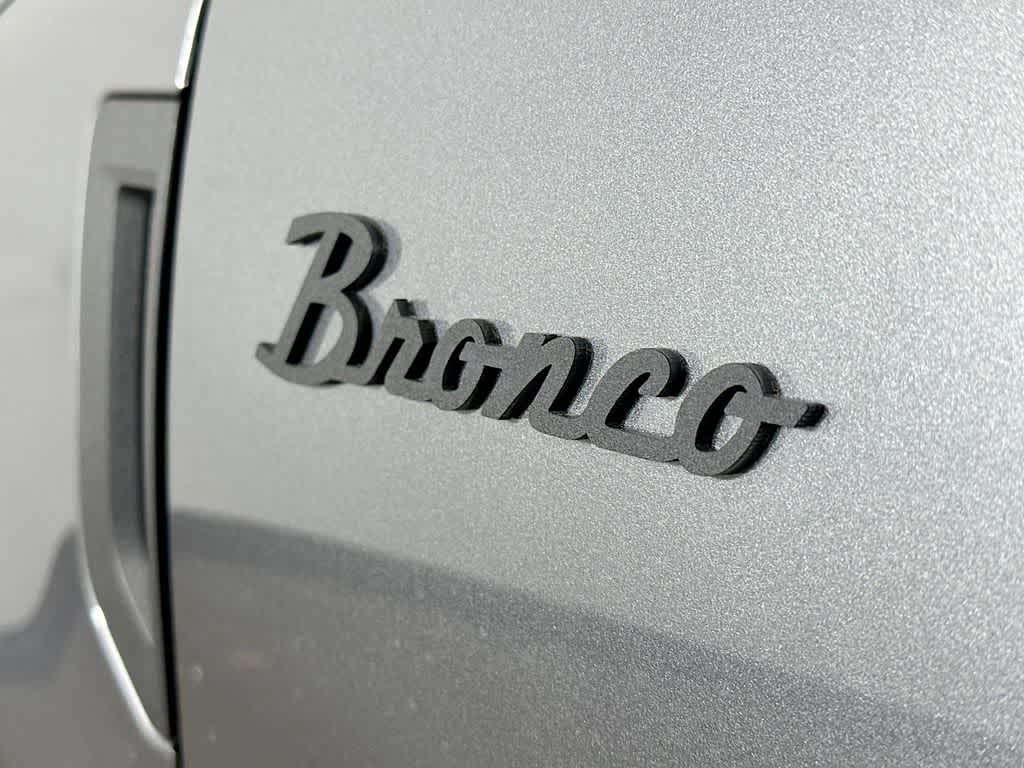 Thumbnail: 2022 Ford Bronco Sport - 7