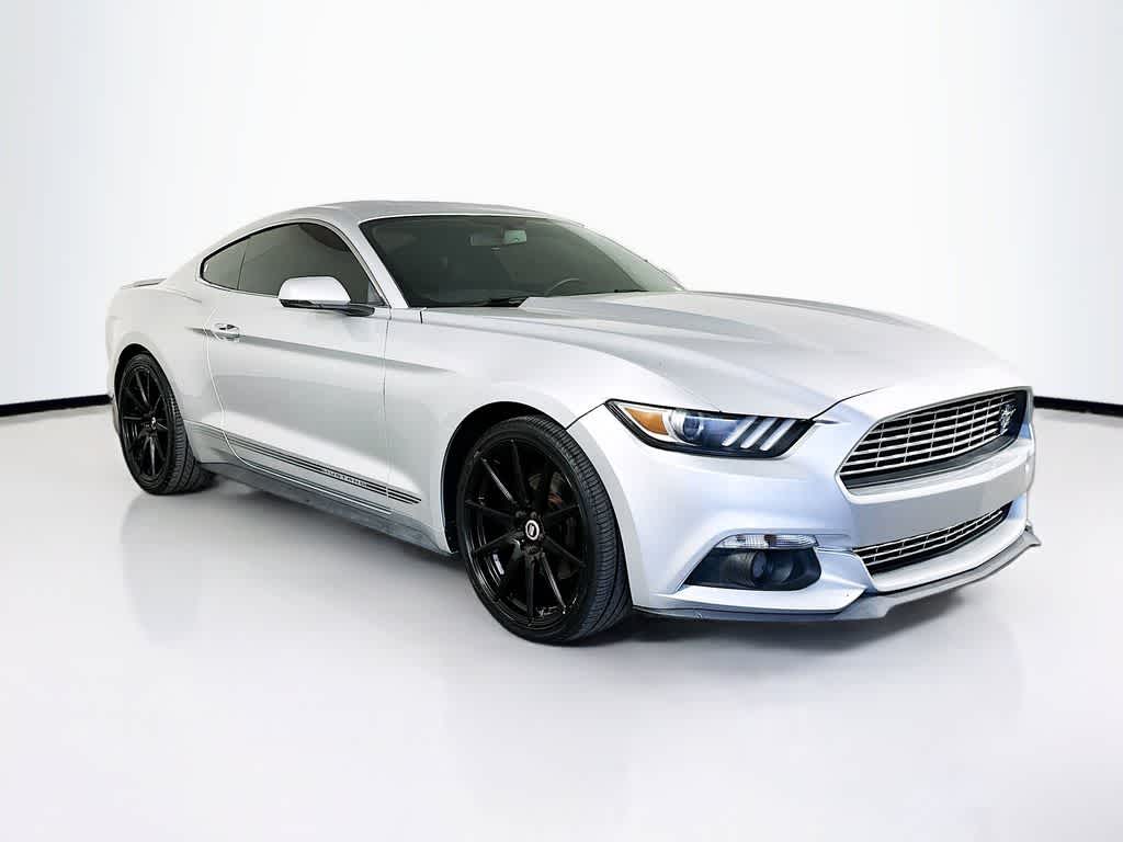 2017 Ford Mustang  23