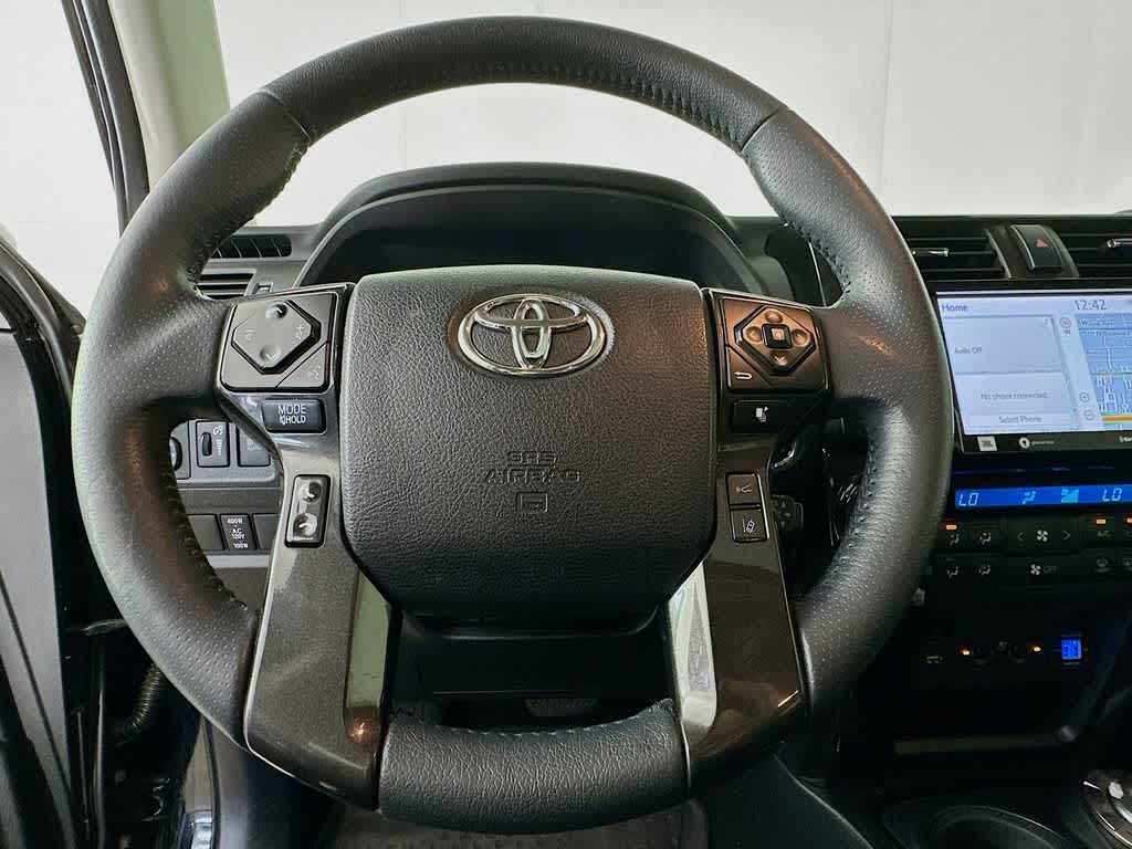 Thumbnail: 2021 Toyota 4Runner - 16