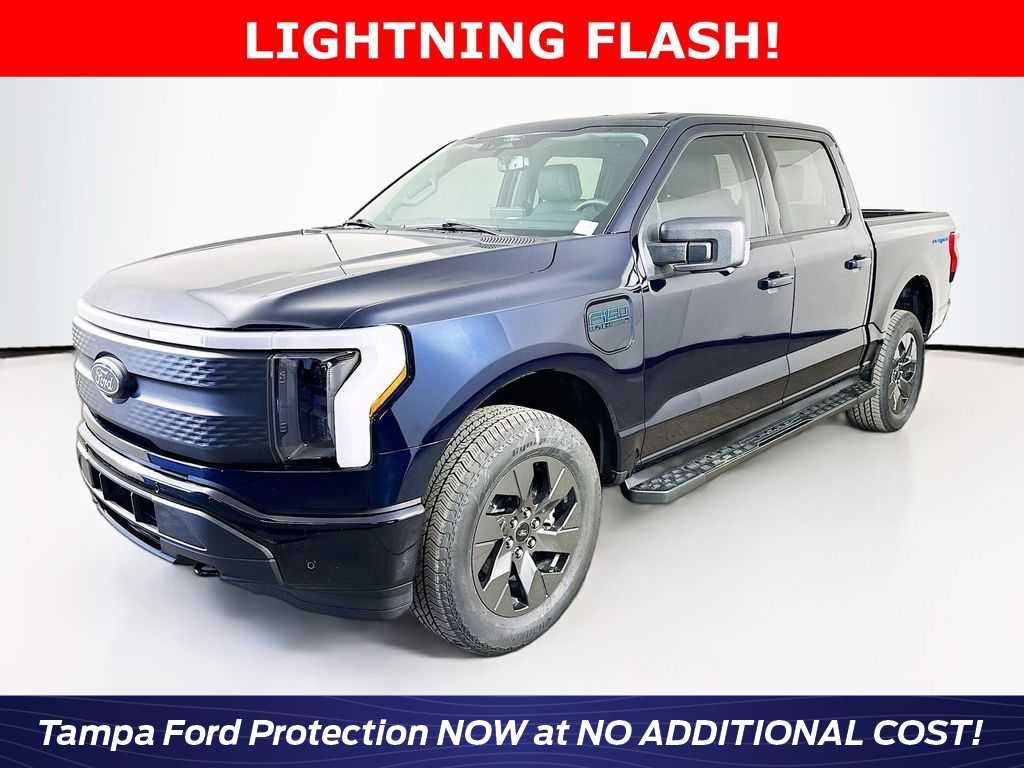 2025 Ford F-150 Lightning Flash's photo