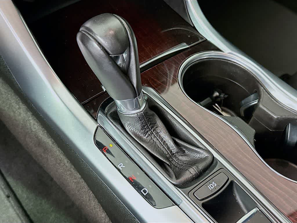 Thumbnail: 2016 Acura TLX - 19