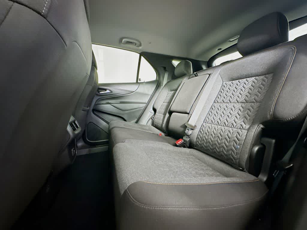 Thumbnail: 2022 Chevrolet Equinox - 14