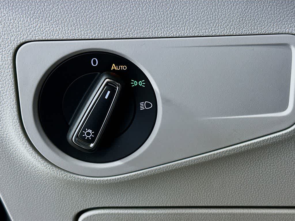 Thumbnail: 2023 Volkswagen Tiguan - 26