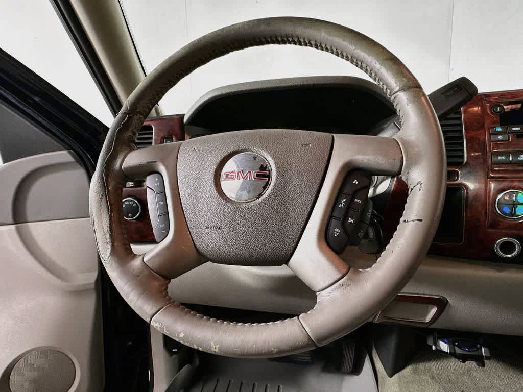 Thumbnail: 2011 GMC Sierra 1500 - 15