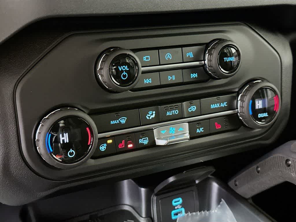 Thumbnail: 2025 Ford Bronco - 18