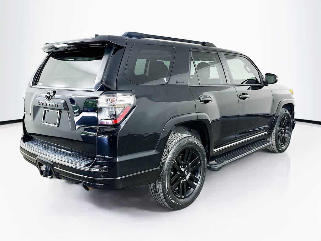 Thumbnail: 2021 Toyota 4Runner - 25