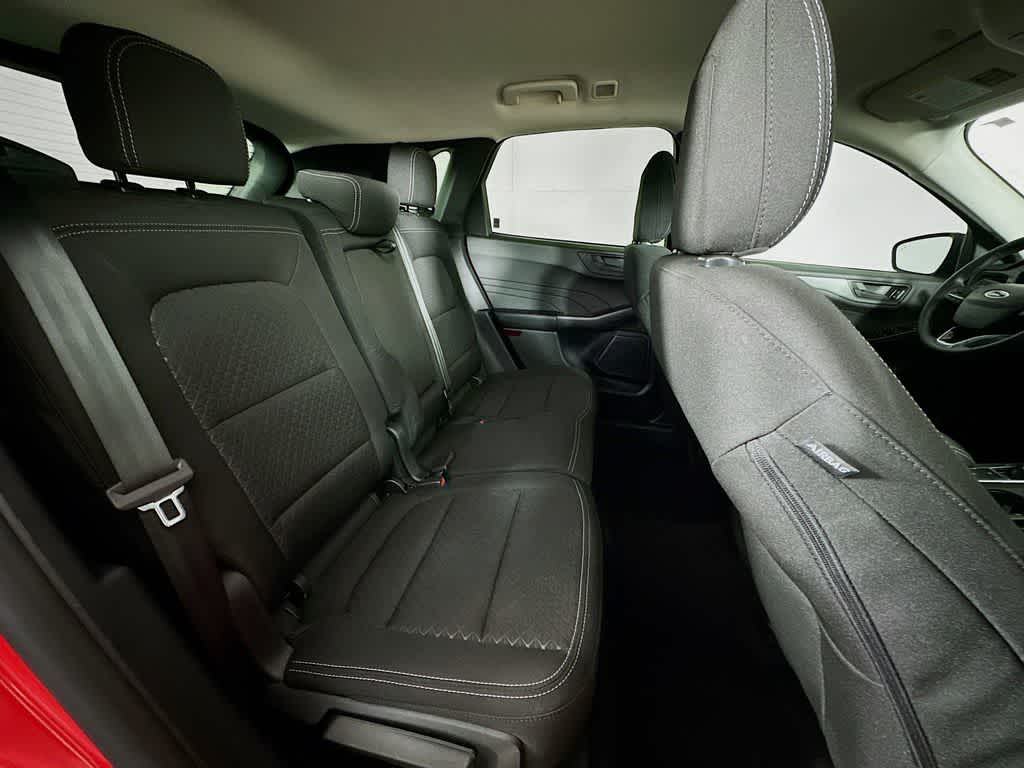 Thumbnail: 2024 Ford Escape - 31