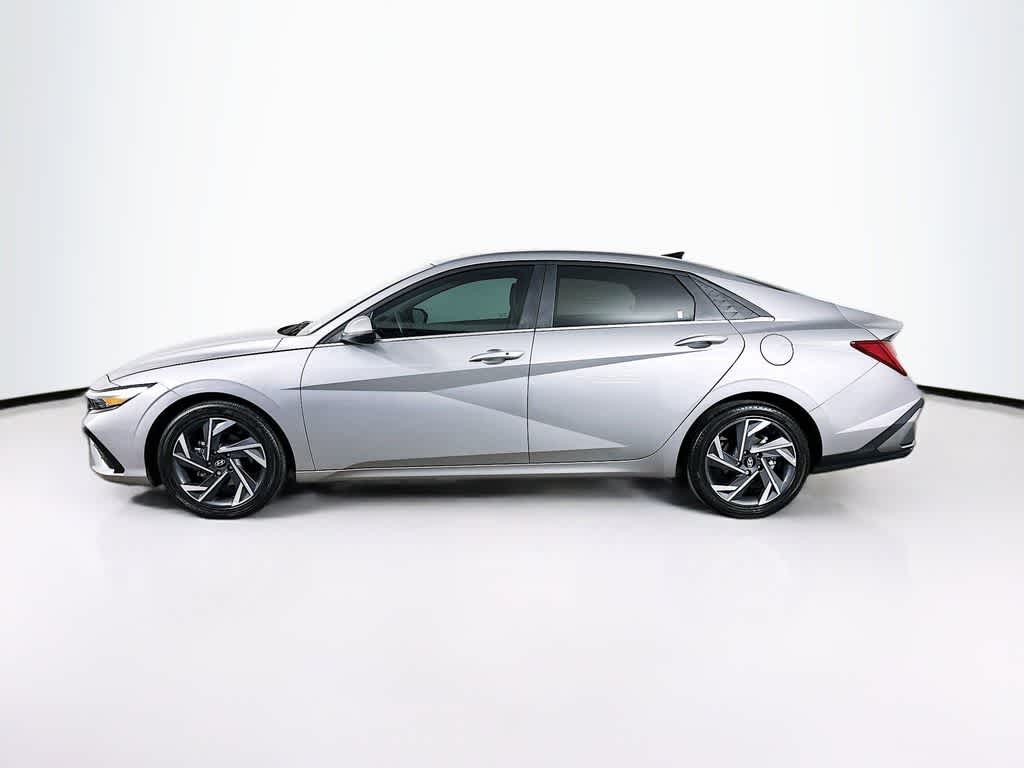 Thumbnail: 2025 Hyundai Elantra - 3