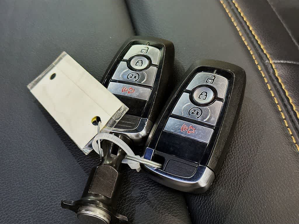 Thumbnail: 2022 Ford Bronco - 21