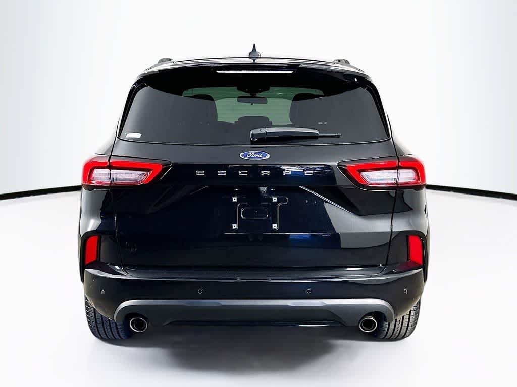 Thumbnail: 2023 Ford Escape - 5