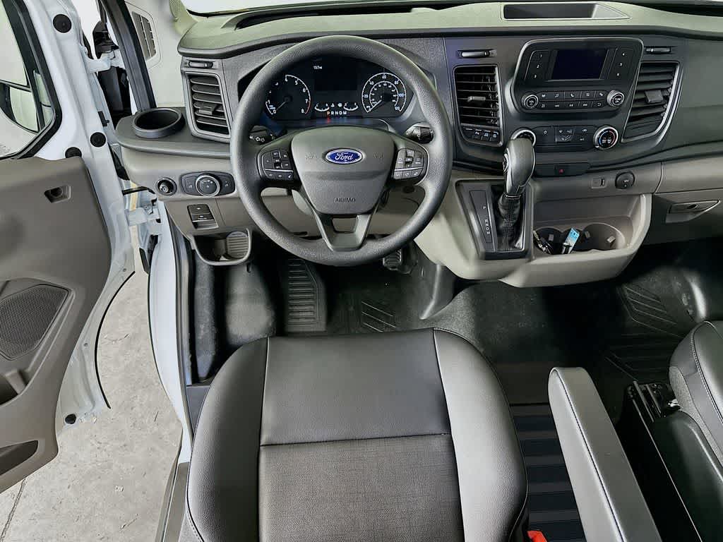 2025 Ford Transit Series 250 10