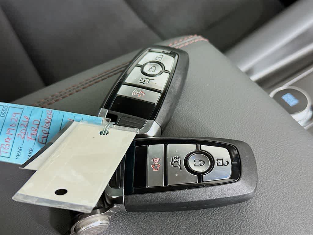 Thumbnail: 2026 Ford Explorer - 19