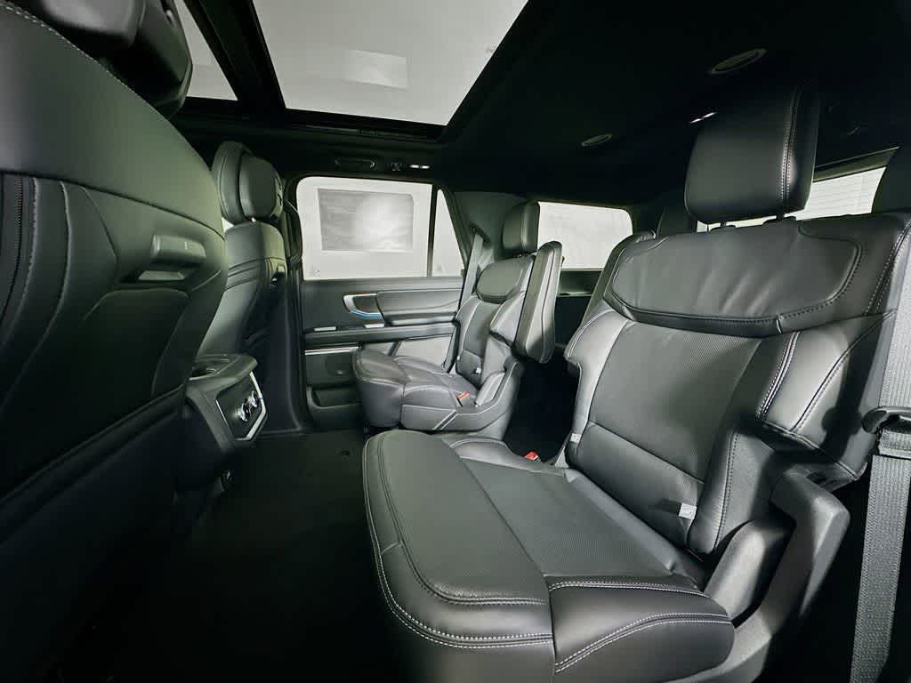 Thumbnail: 2026 Ford Expedition - 14