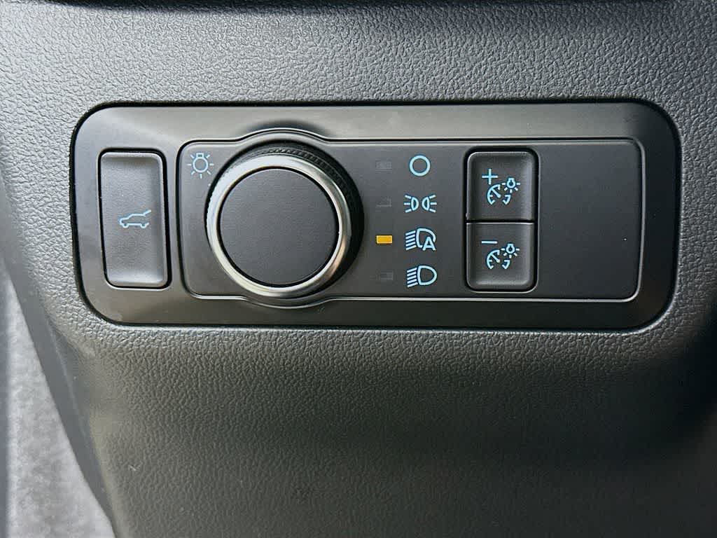 Thumbnail: 2023 Ford Escape - 27