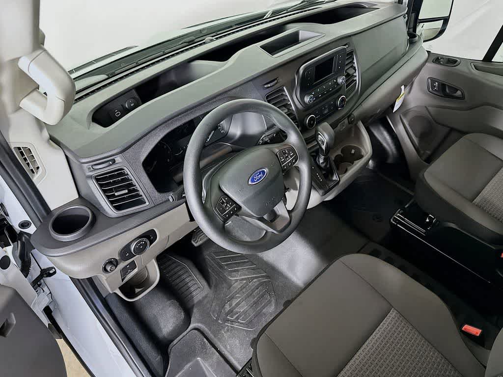 Thumbnail: 2025 Ford Econoline - 2