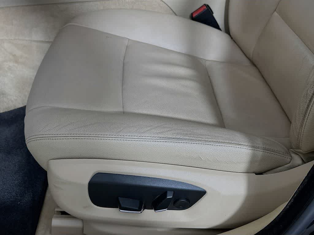 Thumbnail: 2015 BMW 5 Series - 30
