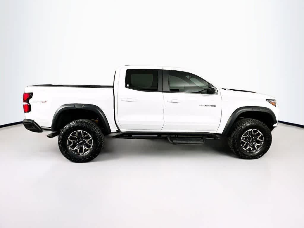 Thumbnail: 2023 Chevrolet Colorado - 25