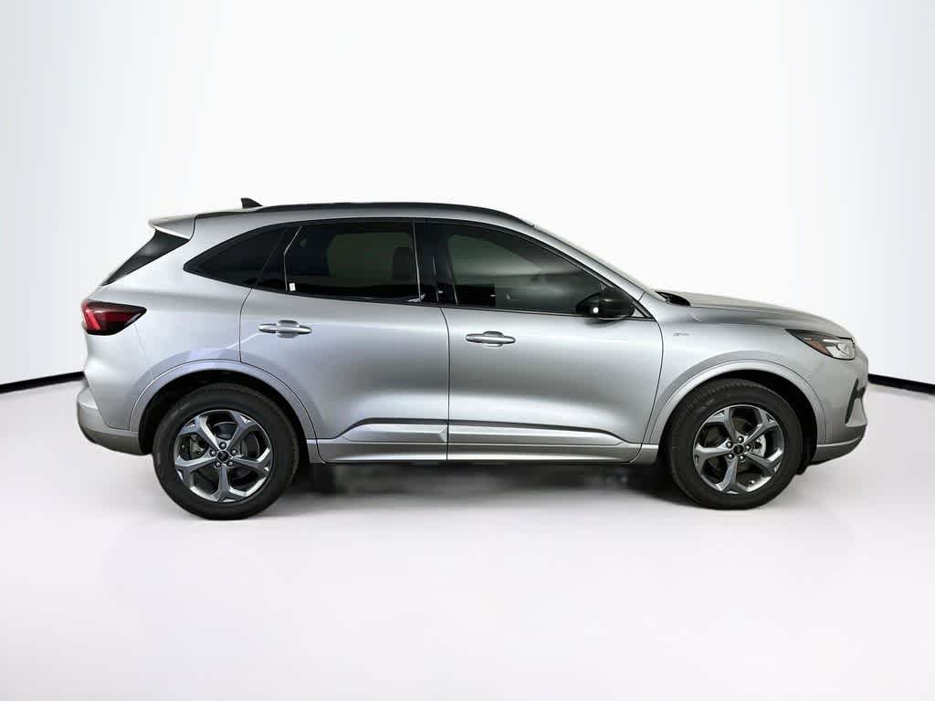Thumbnail: 2023 Ford Escape - 26