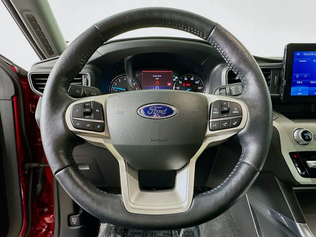 Thumbnail: 2022 Ford Explorer - 16