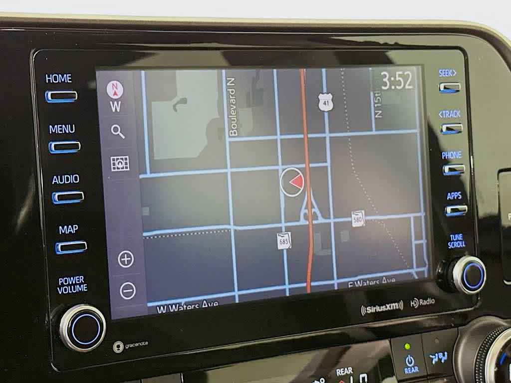 Thumbnail: 2021 Toyota Highlander - 27