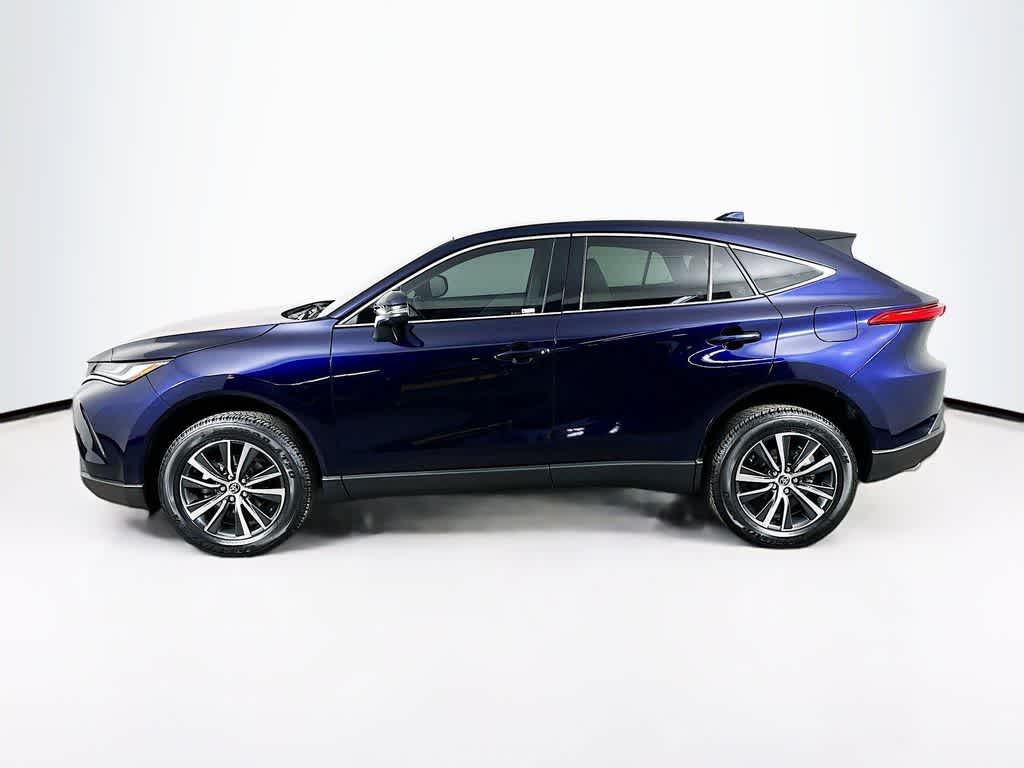 Thumbnail: 2023 Toyota Venza - 3