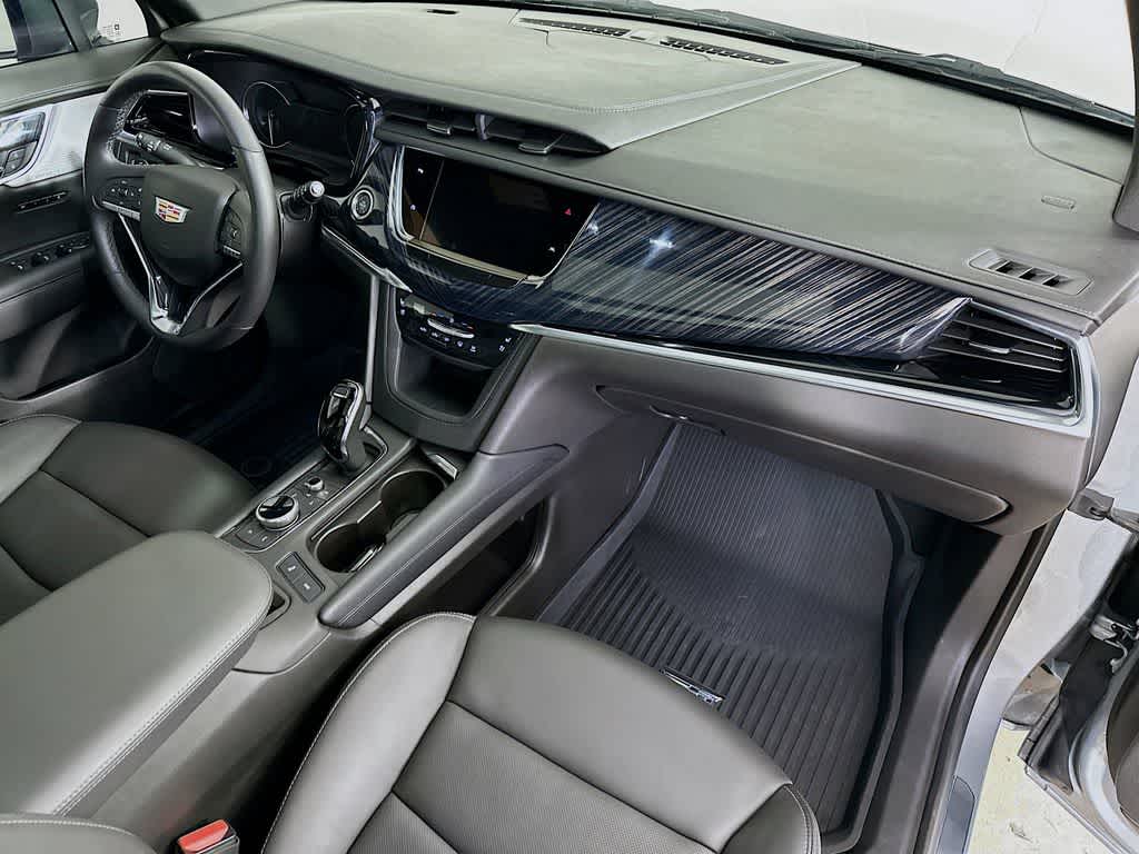 Thumbnail: 2025 Cadillac XT6 - 35