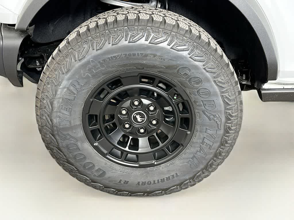 Thumbnail: 2026 Ford Bronco - 8