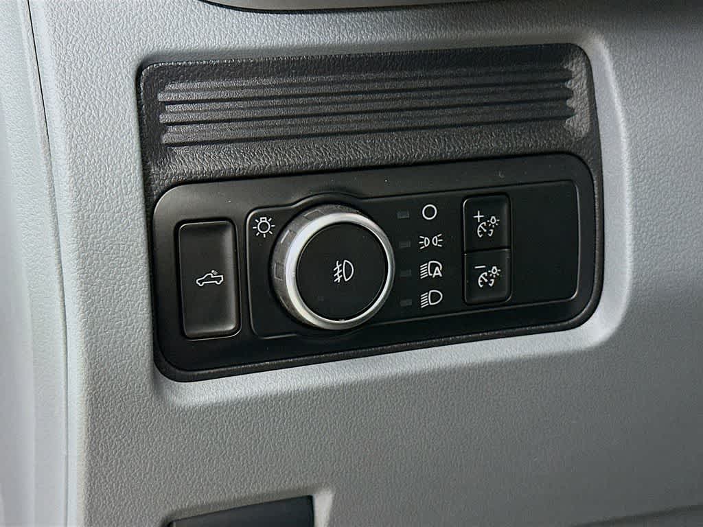 Thumbnail: 2025 Ford F-250 - 26