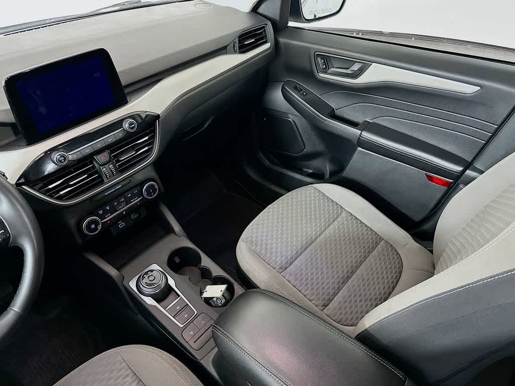 Thumbnail: 2022 Ford Escape - 10