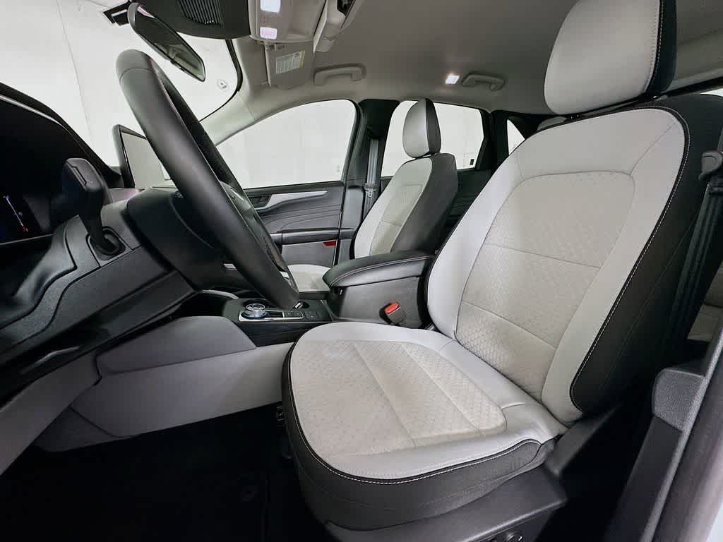 Thumbnail: 2024 Ford Escape - 12