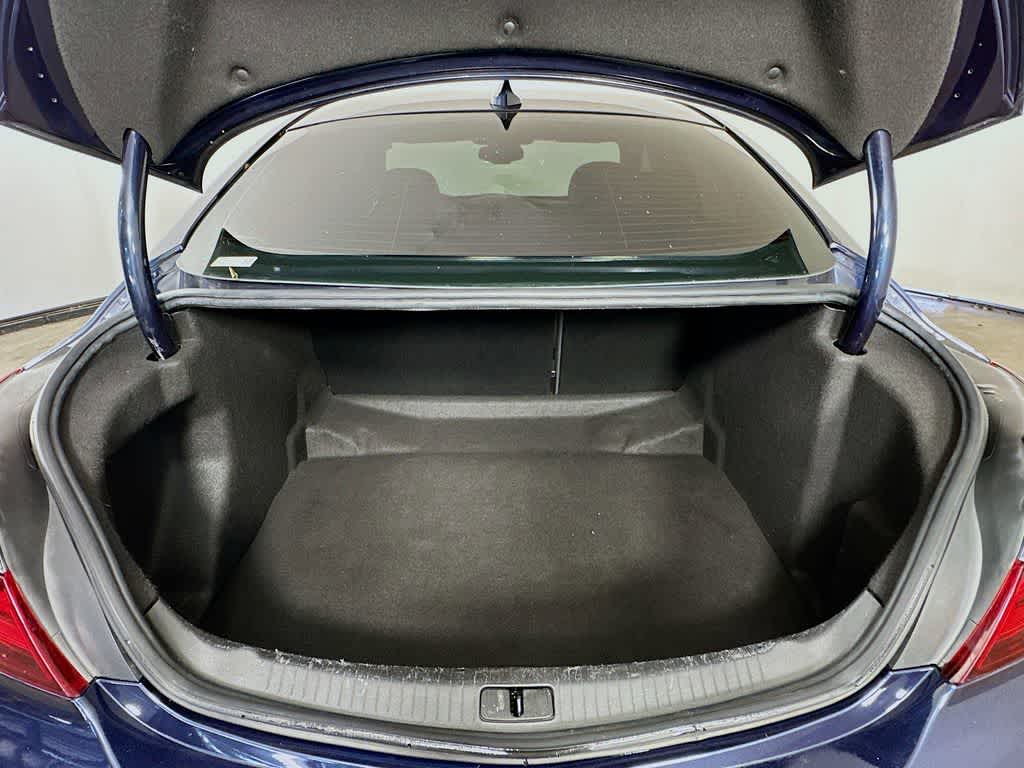Thumbnail: 2017 Buick Regal - 21