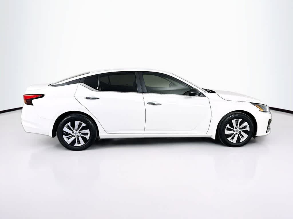 Thumbnail: 2024 Nissan Altima - 25