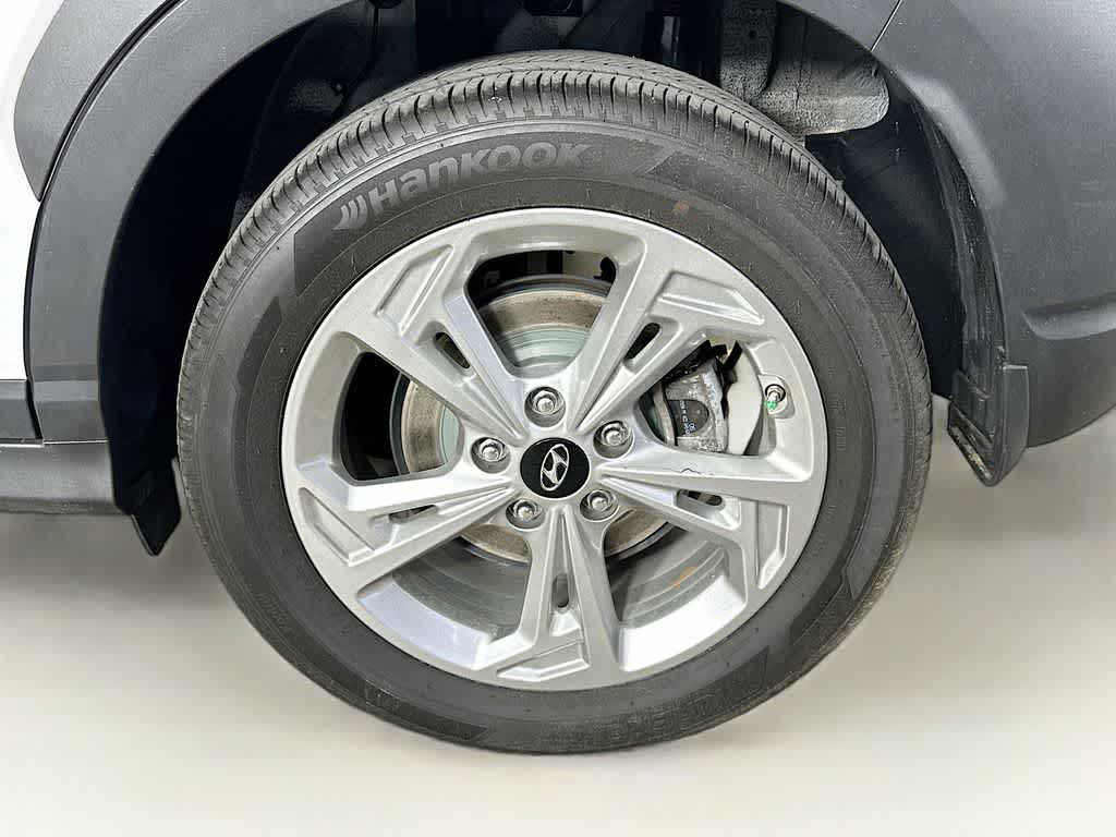 Thumbnail: 2022 Hyundai Kona - 8