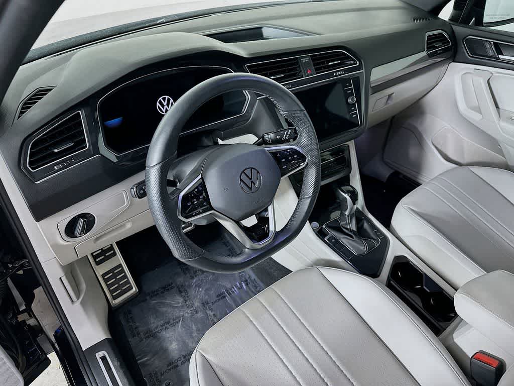 Thumbnail: 2023 Volkswagen Tiguan - 2