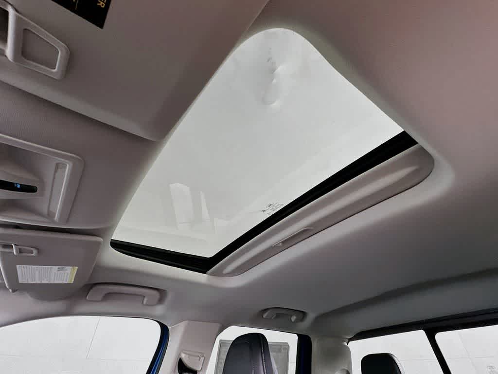 Thumbnail: 2025 Ford Maverick - 32