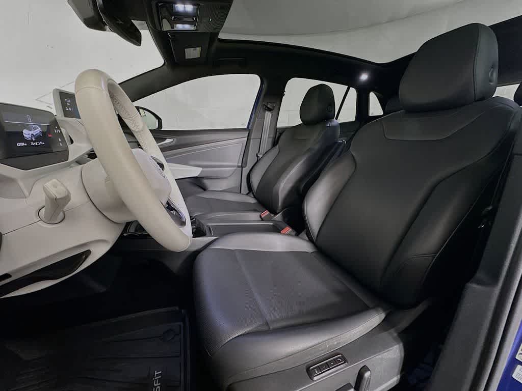Thumbnail: 2021 Volkswagen ID.4 - 11