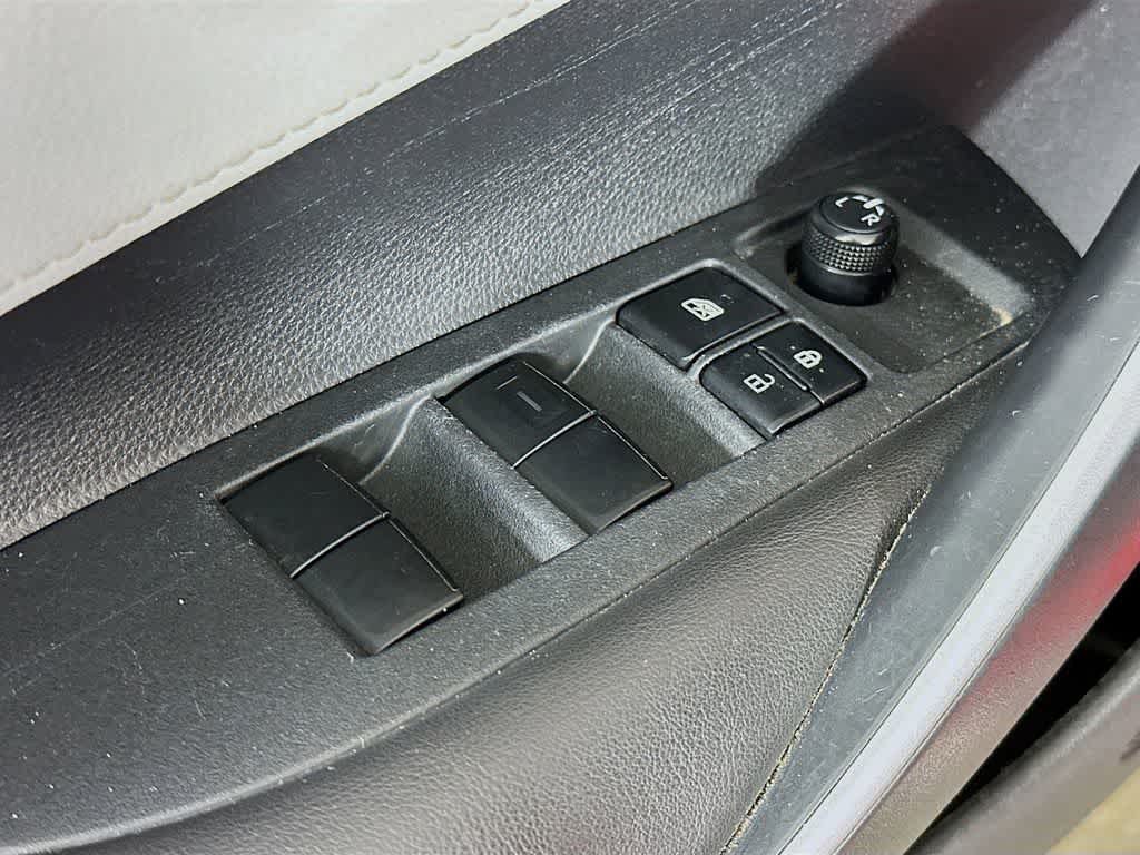 Thumbnail: 2020 Toyota Corolla - 27