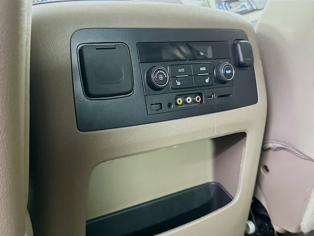 Thumbnail: 2016 Chevrolet Tahoe - 13