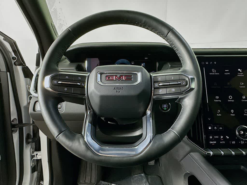 Thumbnail: 2025 GMC Acadia - 16