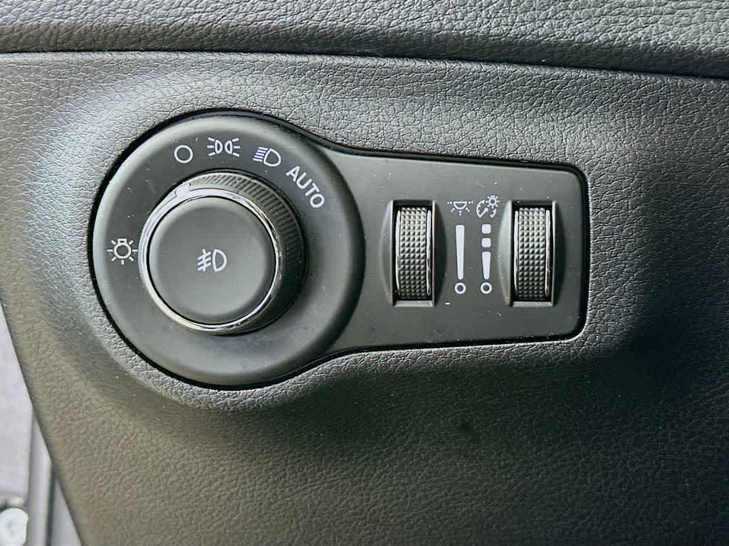 Thumbnail: 2018 Jeep Compass - 27