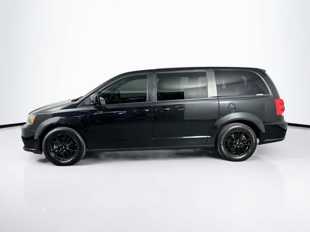 Thumbnail: 2019 Dodge Grand Caravan - 3