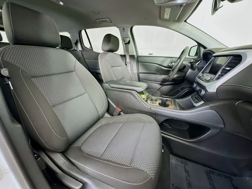 2023 GMC Acadia SLE 15