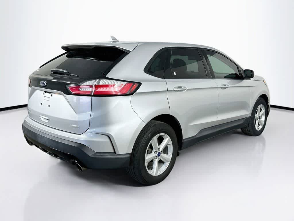Thumbnail: 2019 Ford Edge - 25