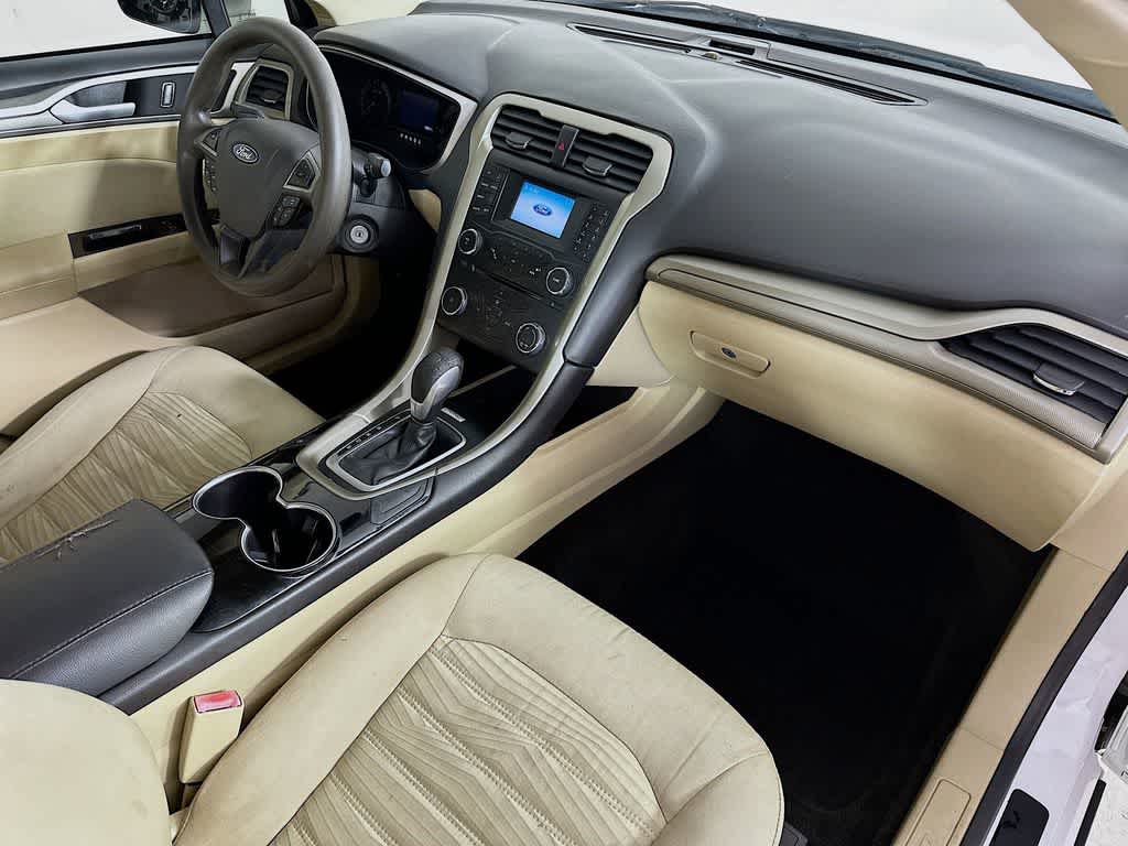 Thumbnail: 2016 Ford Fusion - 31