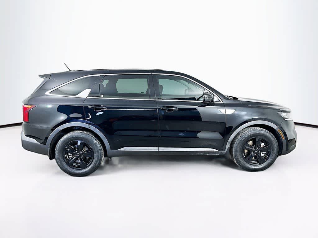 Thumbnail: 2022 Kia Sorento - 23