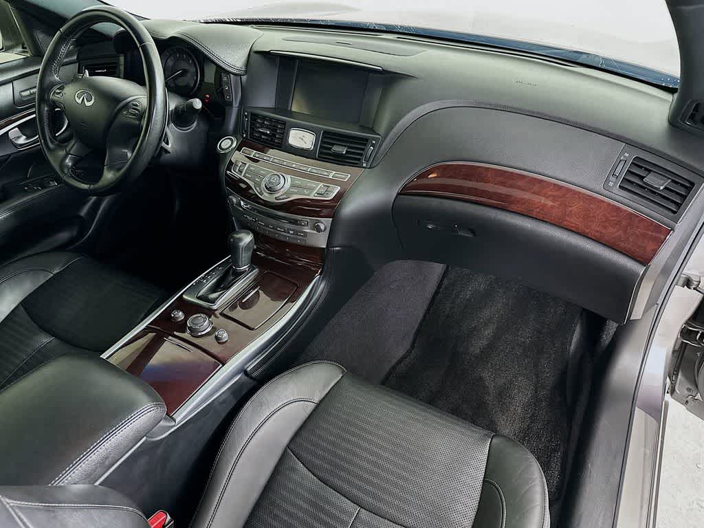 Thumbnail: 2014 INFINITI Q70 - 33