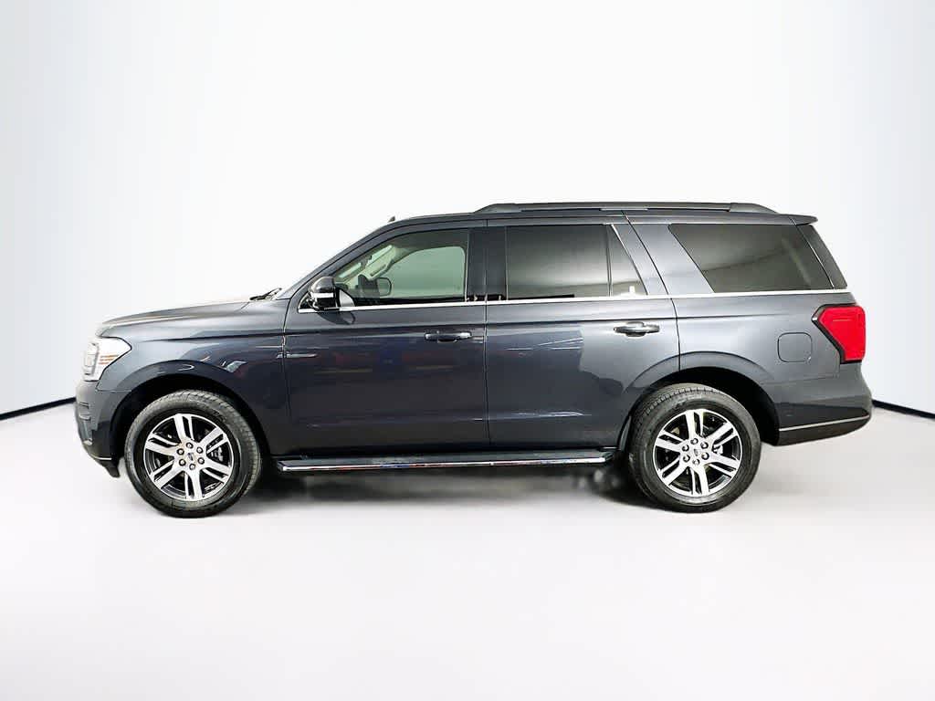Thumbnail: 2022 Ford Expedition - 3